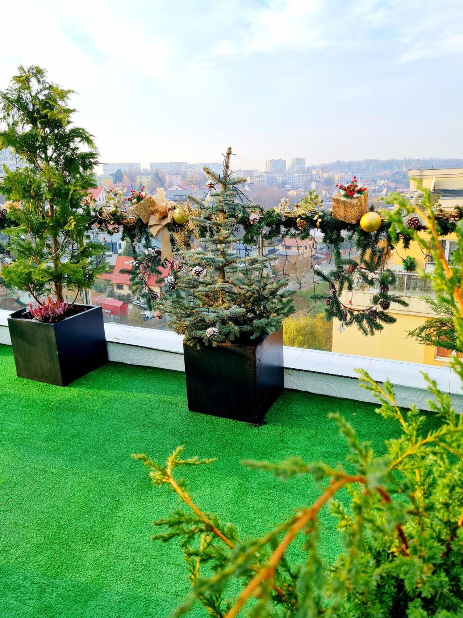 Penthouse Aeroport Iasi Apartment Ngoại thất bức ảnh