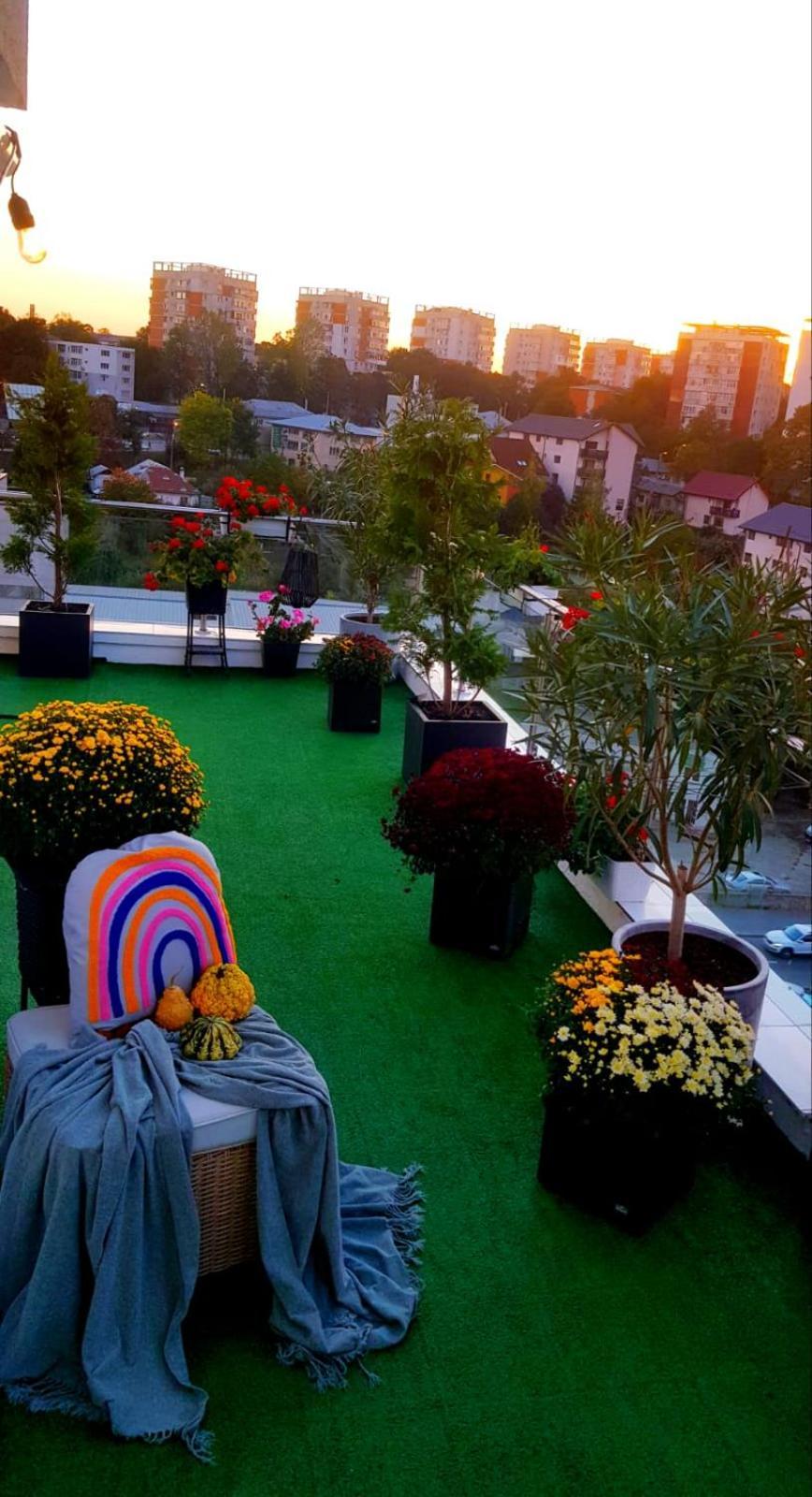 Penthouse Aeroport Iasi Apartment Ngoại thất bức ảnh
