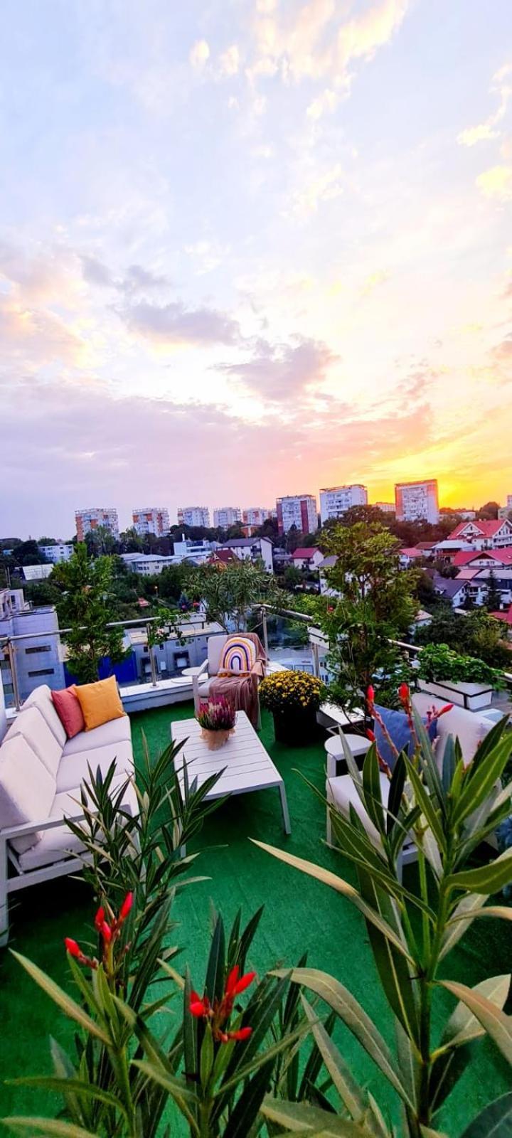 Penthouse Aeroport Iasi Apartment Ngoại thất bức ảnh